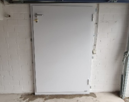 Überflutung3 (2) (1) Flutschutztüren